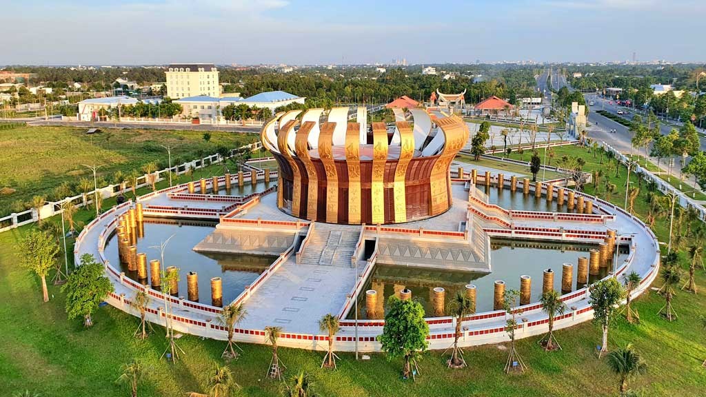 đền Vua Hùng - TP Cần Thơ