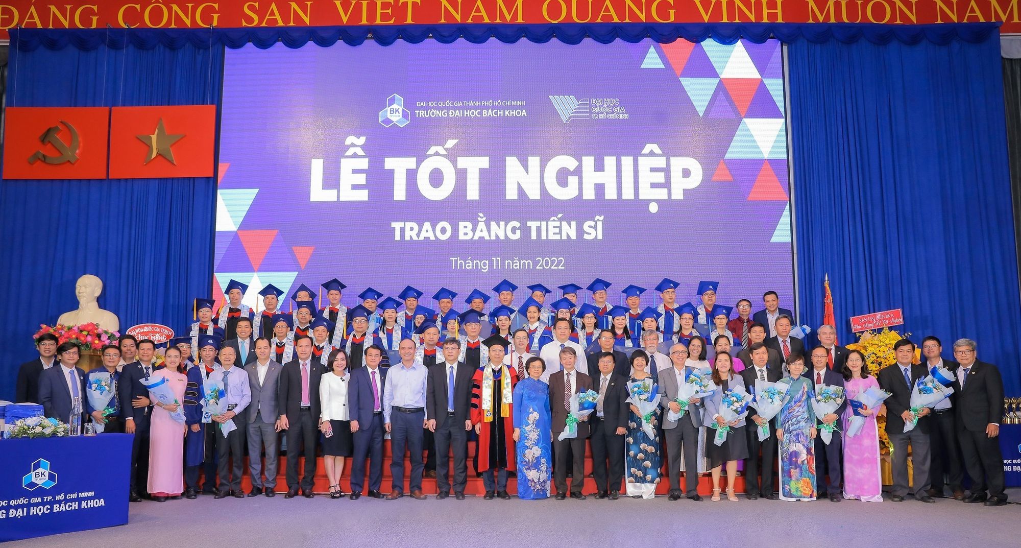 thầy cô trường ĐHQG. TP Hồ Chí Minh