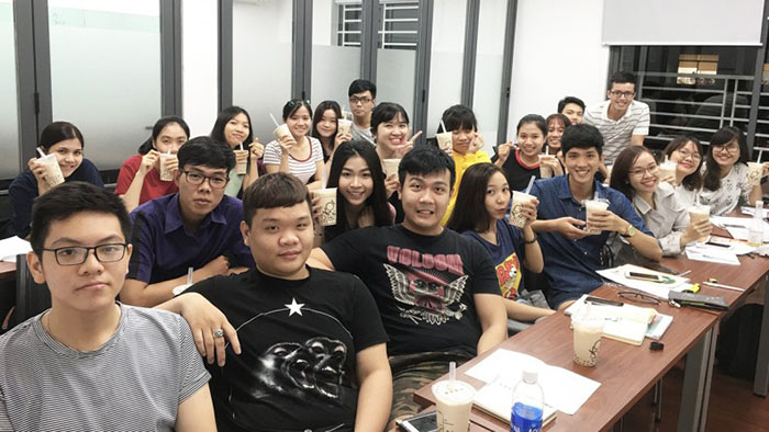 top 9 trung t&acirc;m học IELTS tốt ở HCM - IELTS Đ&igrave;nh Lực