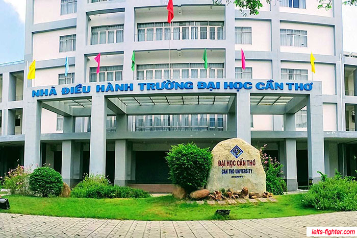 Top trường ĐH h&agrave;ng đầu Việt Nam 4