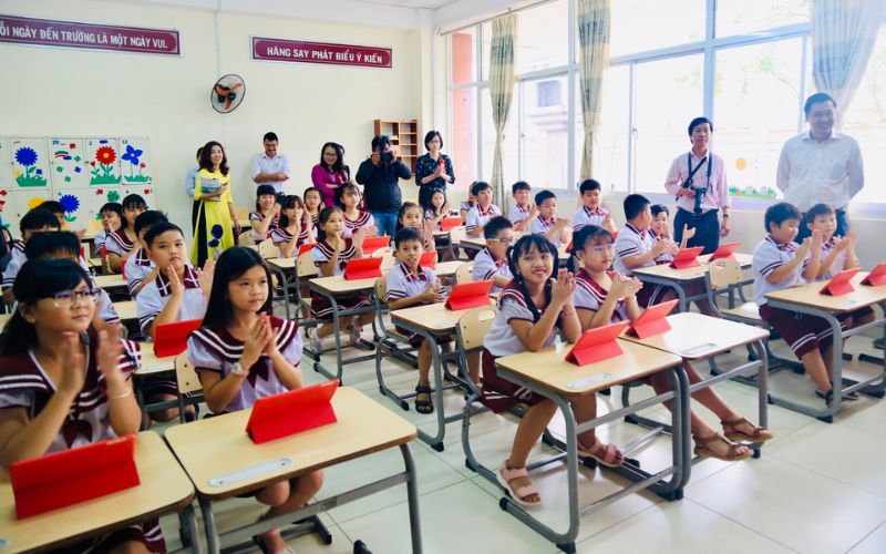 Lớp tiểu học tại trường tư thục Ng&ocirc; Thời Nhiệm
