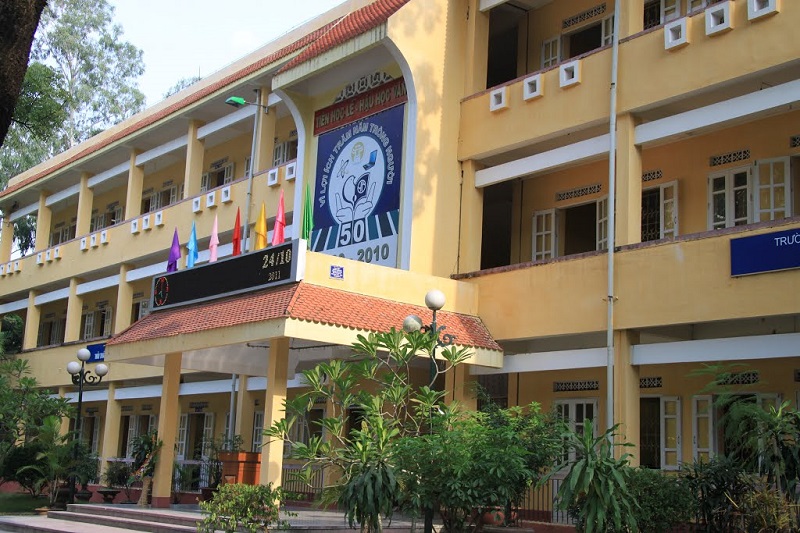 trường-thpt-yên-hòa-giới-thiệu