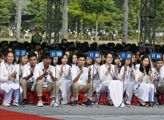 C&aacute;c ớp THPT Sơn T&acirc;y