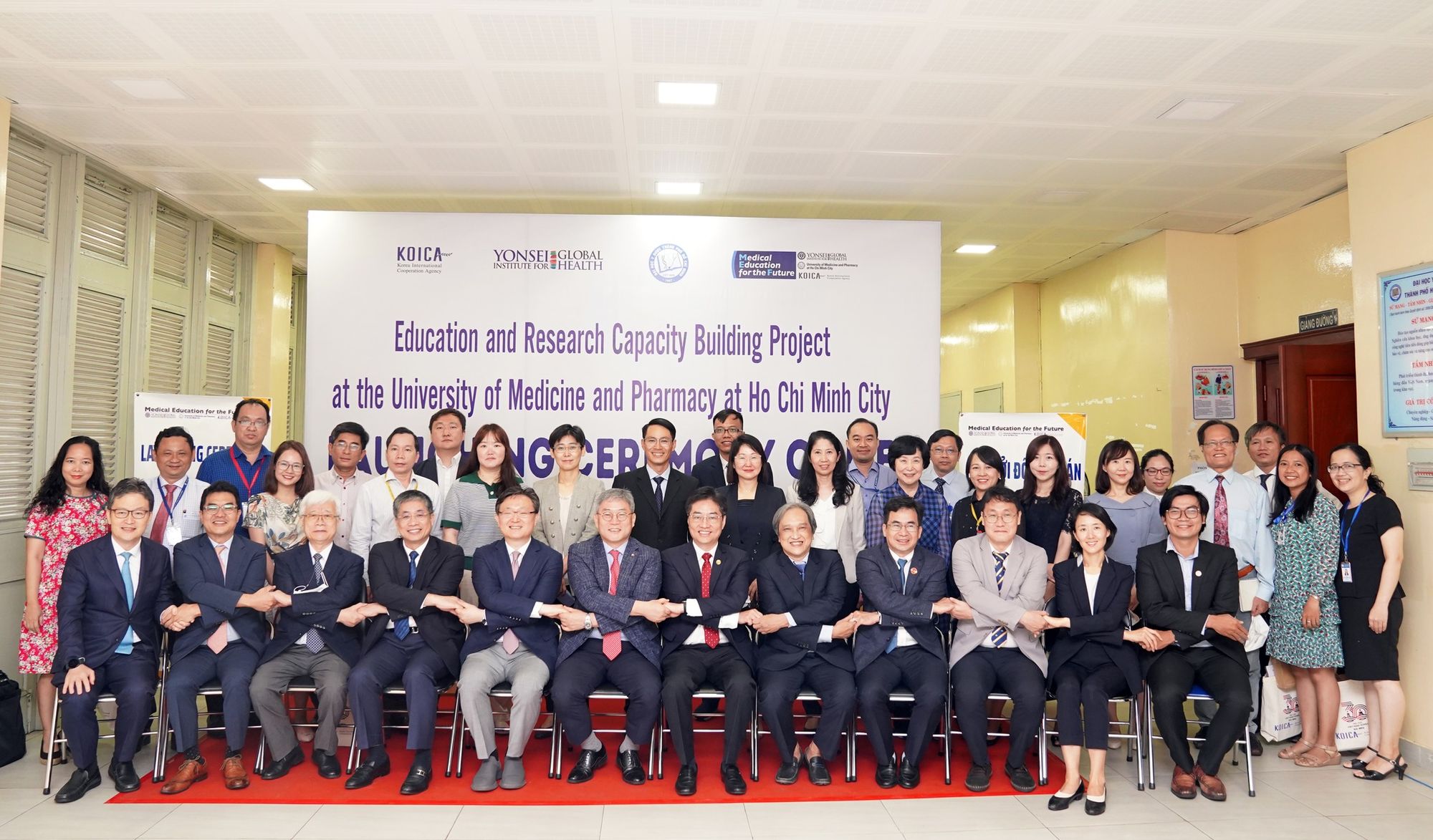 các hoạt động của trường