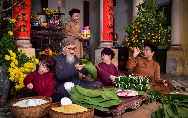 Gói bánh chưng bánh Tét tiếng anh