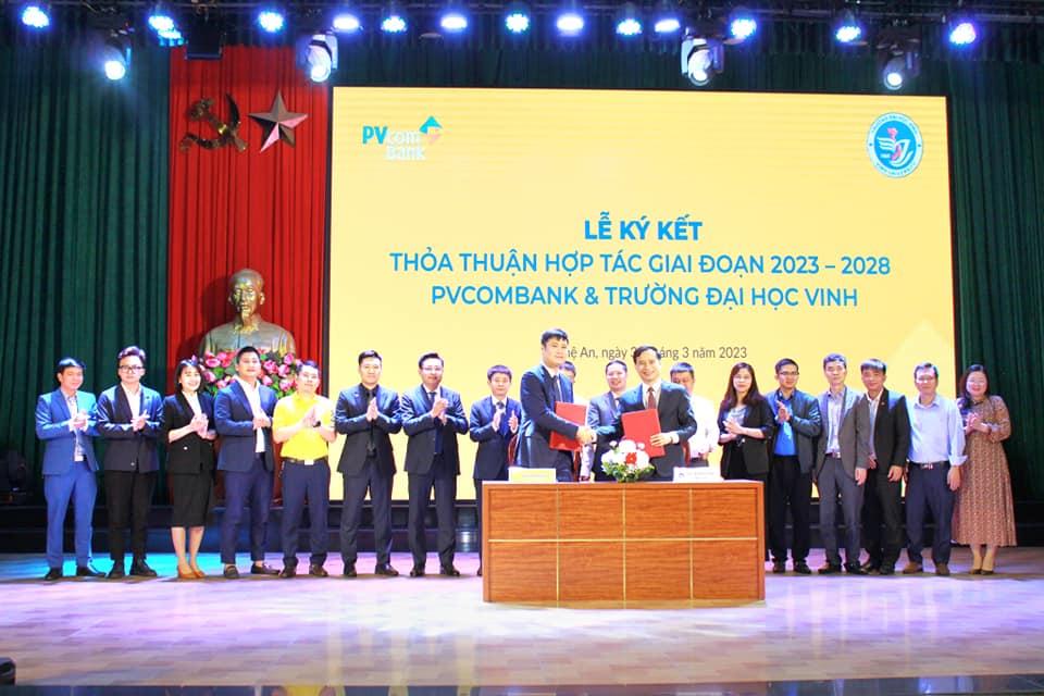lễ ký kết của trường