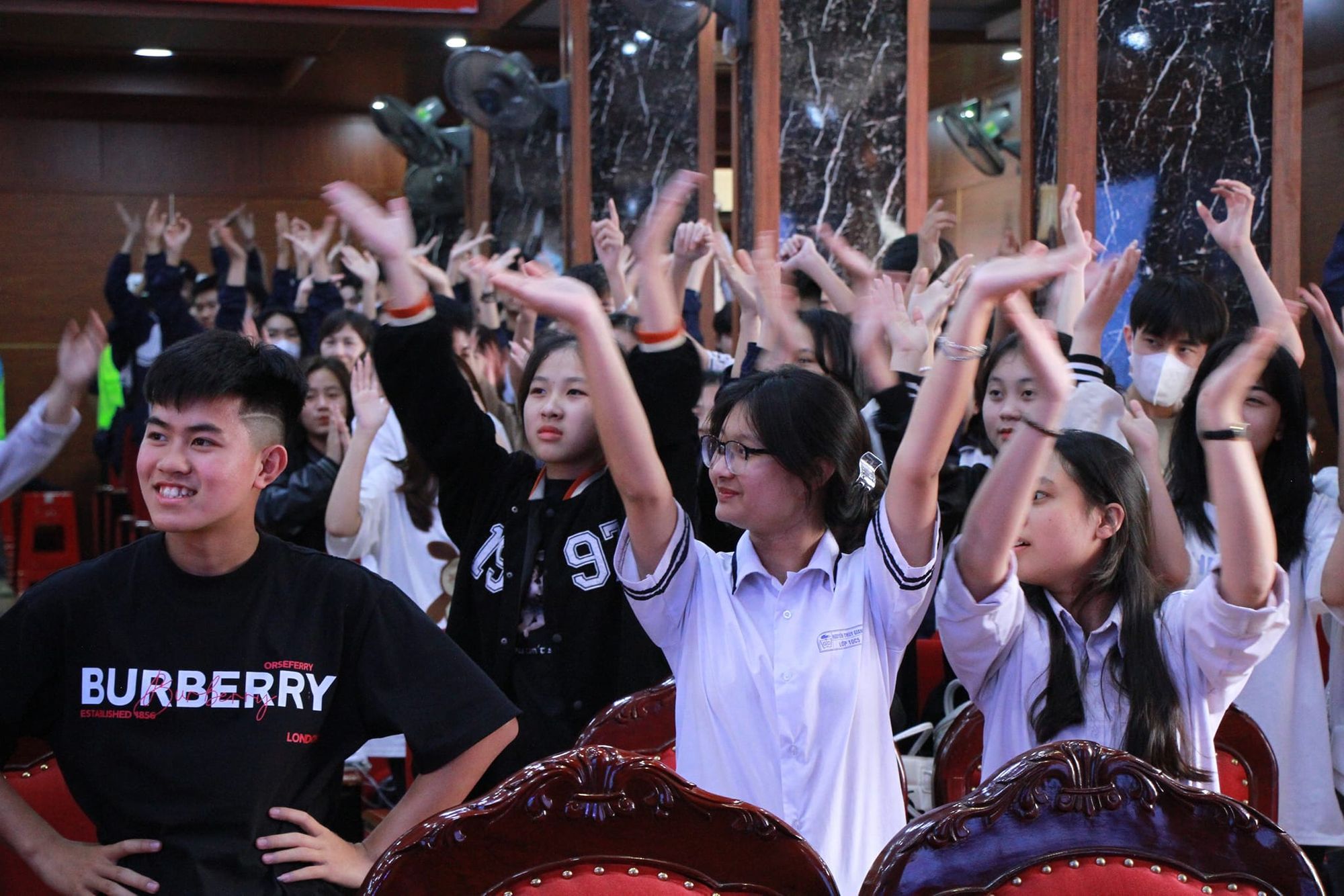 Hoạt động sinh viên