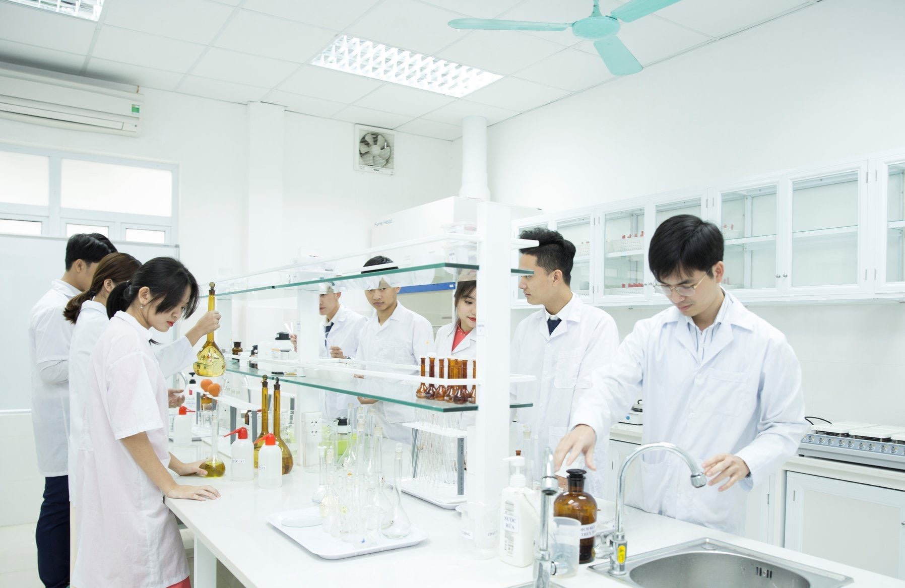 phòng lab trường