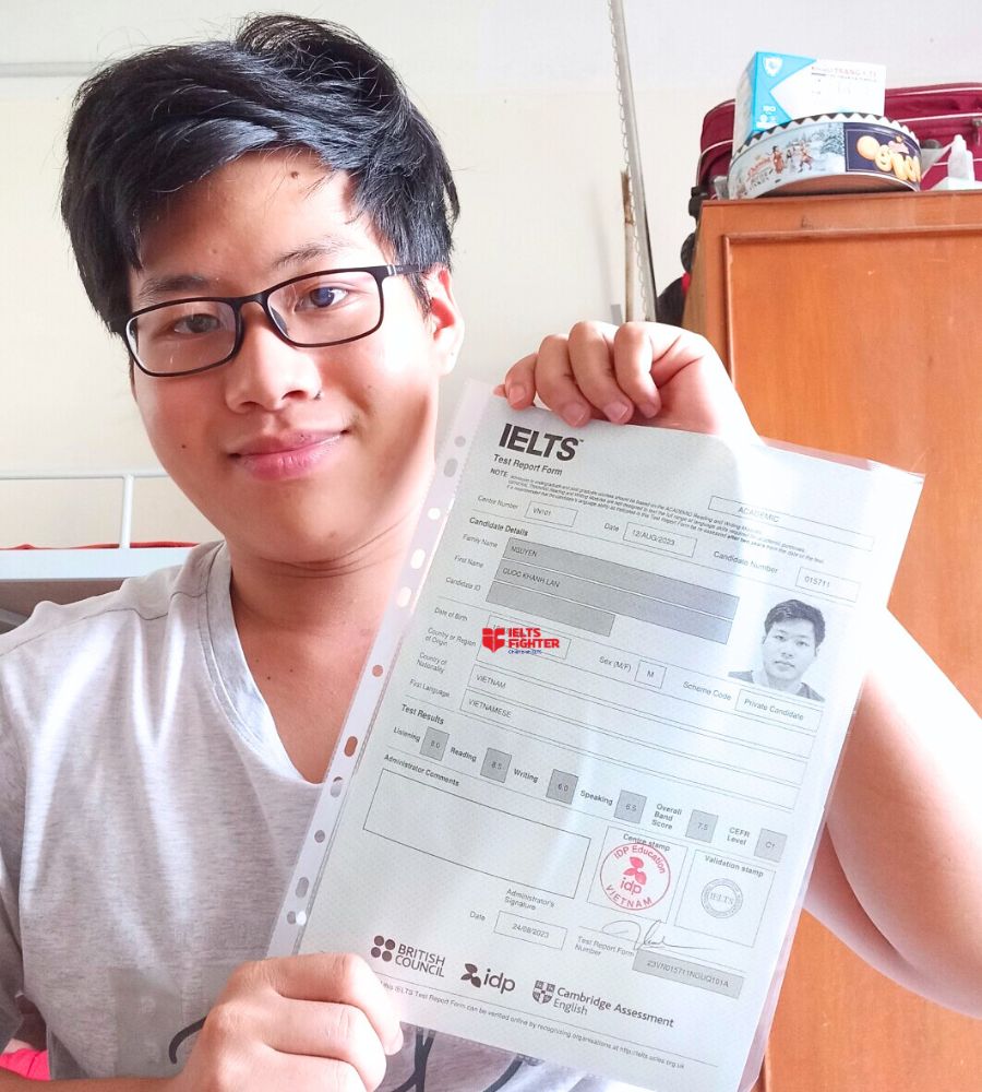 Khánh Lân thành công đạt 7.5 IELTS sau lần thi đầu tiên