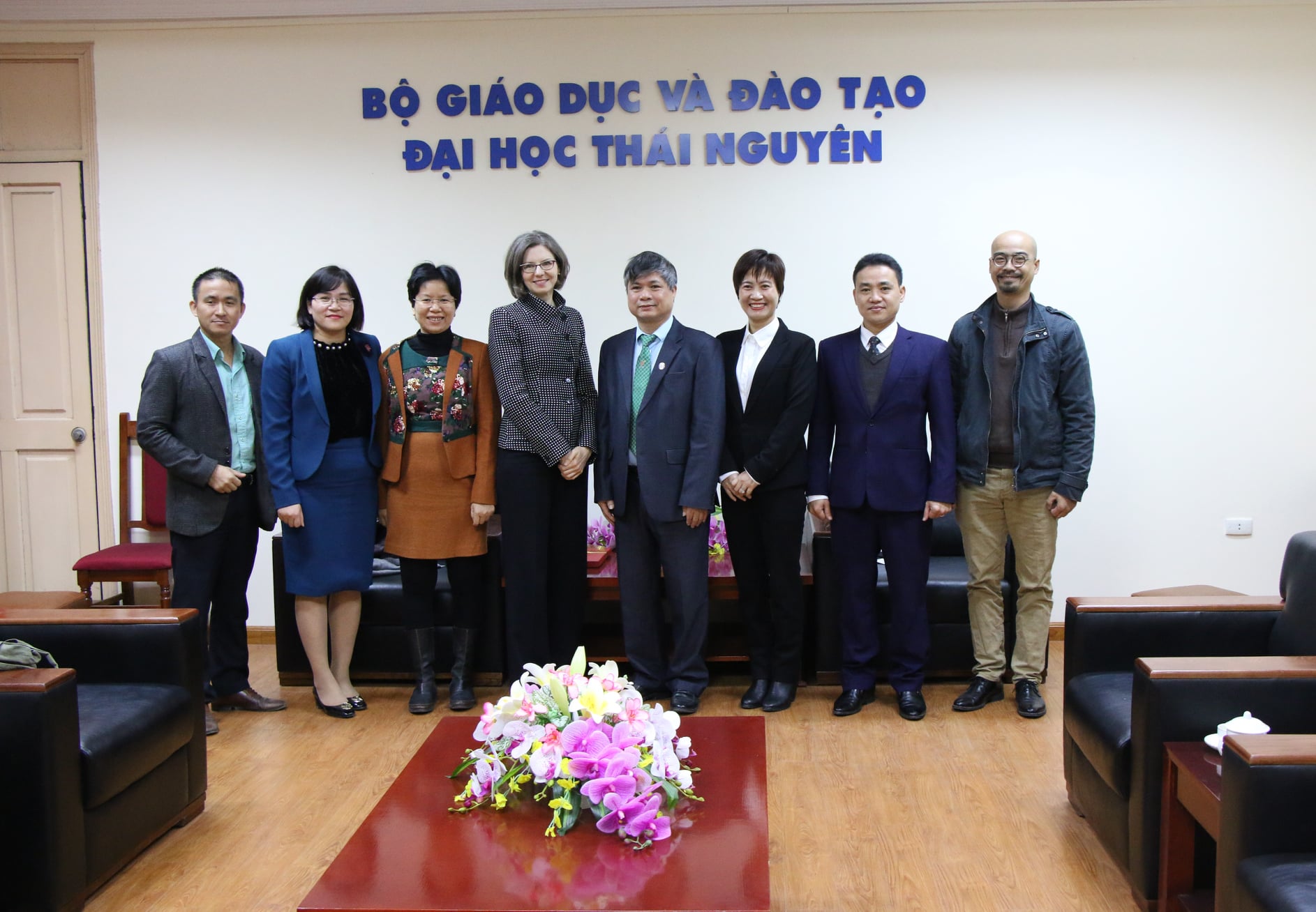 thầy cô ĐH Thái Nguyên